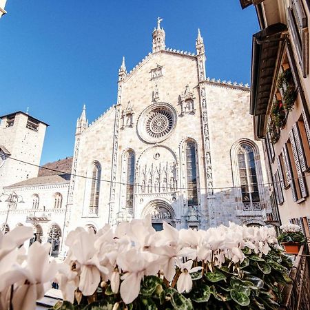 דירות קומו La Finestra Sul Duomo - The House Of Travelers מראה חיצוני תמונה