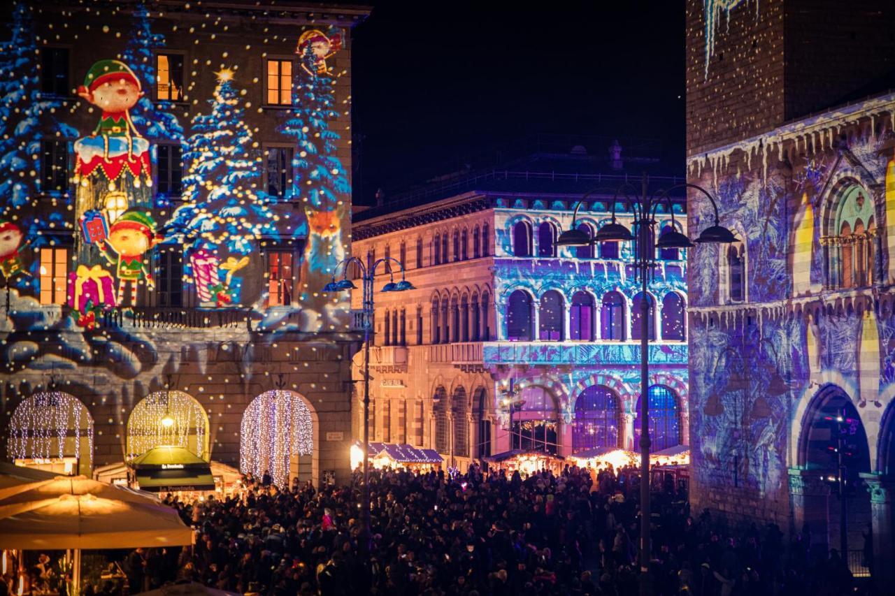 דירות קומו La Finestra Sul Duomo - The House Of Travelers מראה חיצוני תמונה